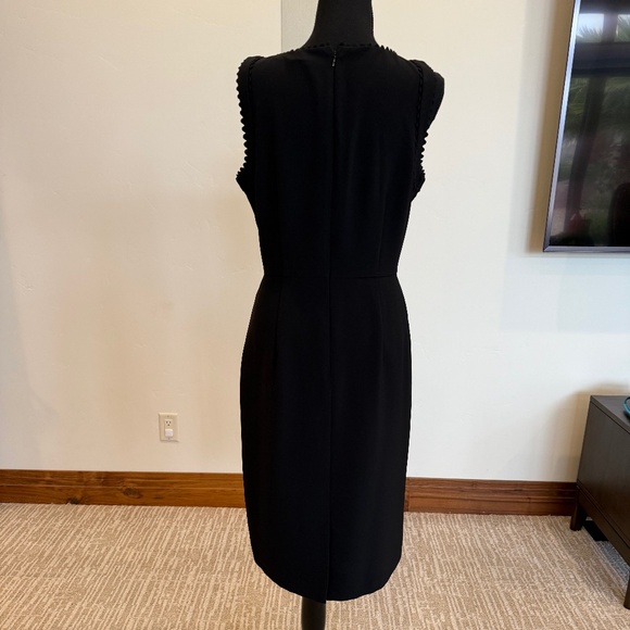 Ann Taylor Sleeveless Shift Dress - Picture 2 of 6